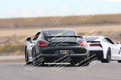 media/Nov-18-2023-Audi Club (Sat) [[5709809b9c]]/Y group/Exit Off Ramp/